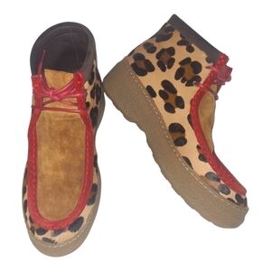 NWOT* Maze Wallabee* Leopard print/ red contrasting trim. EU38